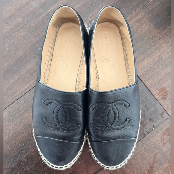 Black Chanel Espadrilles in size 37 - Picture 1 of 4